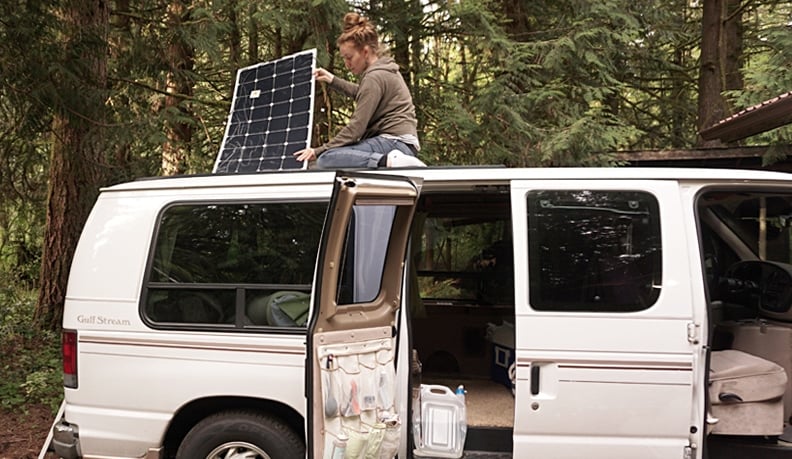 L'installation de panneaux solaires sur un camping car